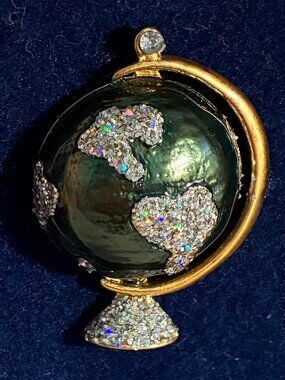 Beautiful Gold Plated Globe Brooche